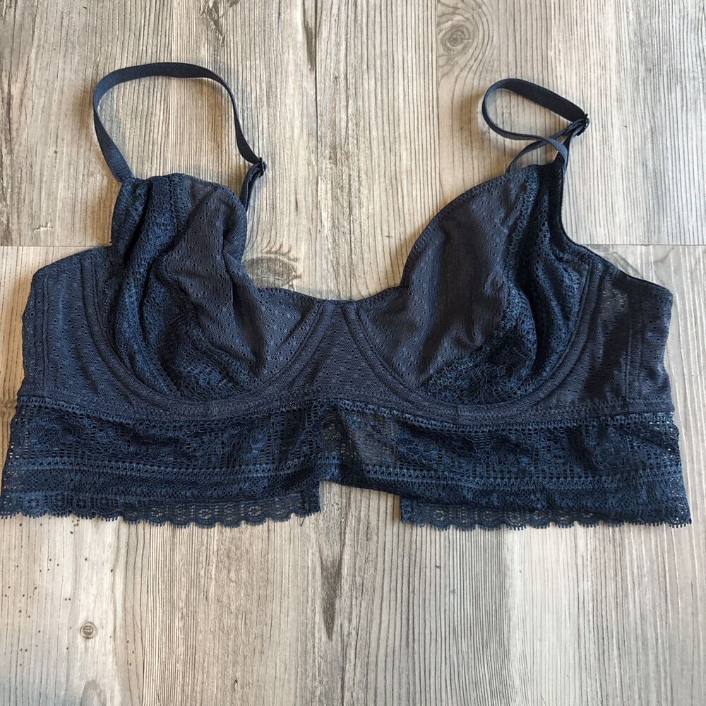 Intimacy Free People Blue Lace Bra Size 36B